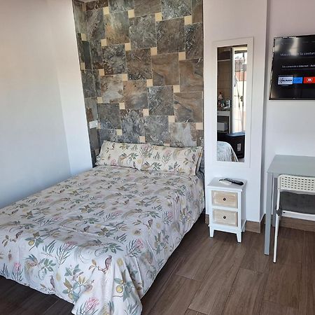 Appartamento Tourismcasa Dos Hermanas Esterno foto